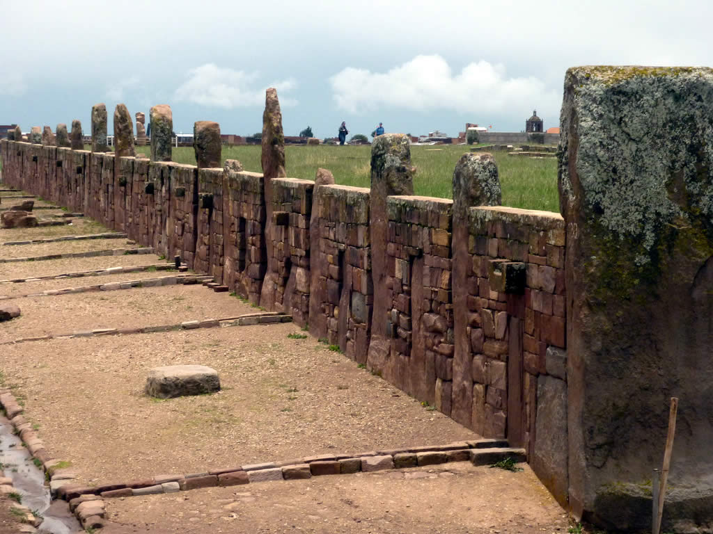 Tiwanaku and Queruni, La Paz